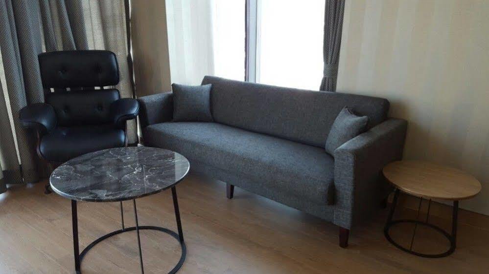 J Square Hotel And Wedding Jinju Dış mekan fotoğraf